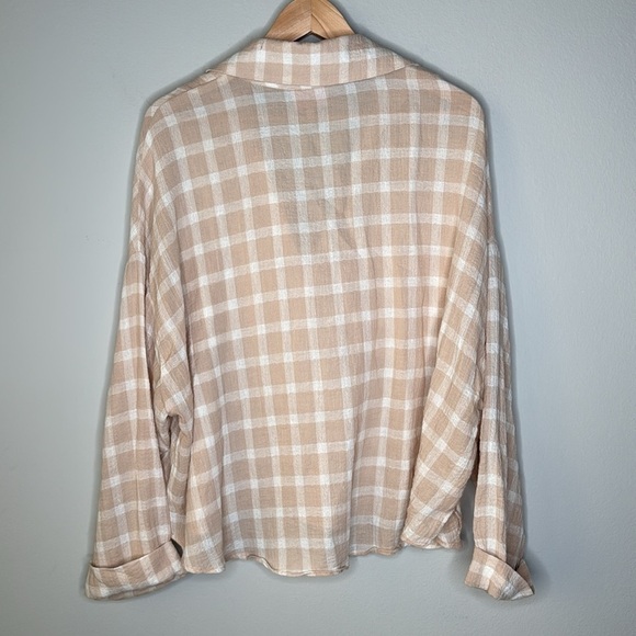 Show Me Your Mumu Jessica Button Down Oversized Top in Cream Size XL - Picture 7 of 10